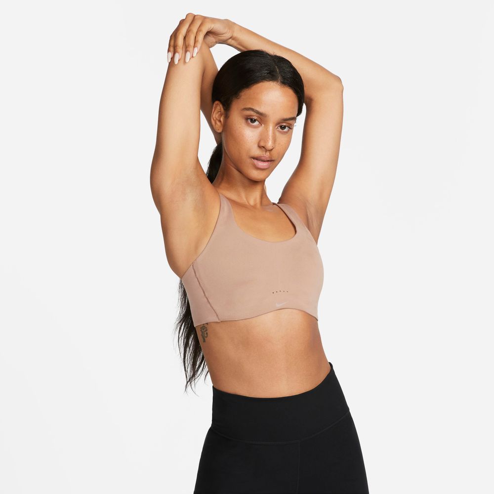 Nike Dri-FIT Alate Coverage